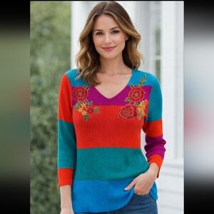 Per Se Multicolor V-Neck Sweater with Floral Embroidery